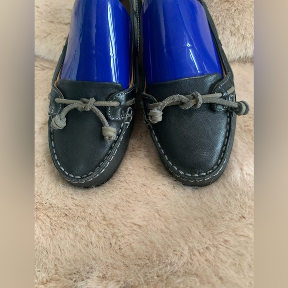 NWOT Sebago boat shoes - Picture 5 of 9